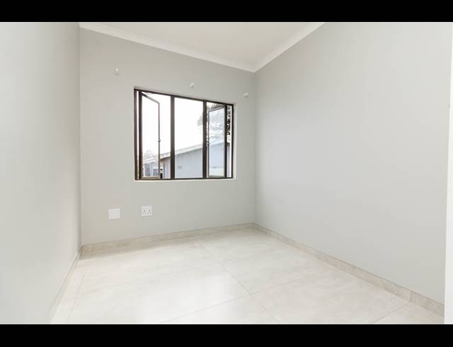 3 BEDROOM FLAT TO LET IN WARNER BEACH